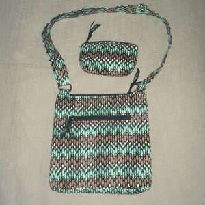 Vera Bradley cross shoulder bag